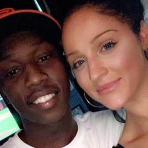 Meet your Posher, Darien